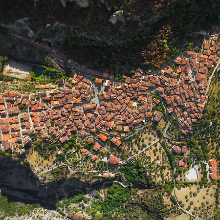 Il Belvedere Civita Buitenkant foto